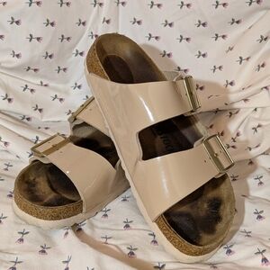 Birkenstock Arizona Sandal Patent - Sand | Size 38